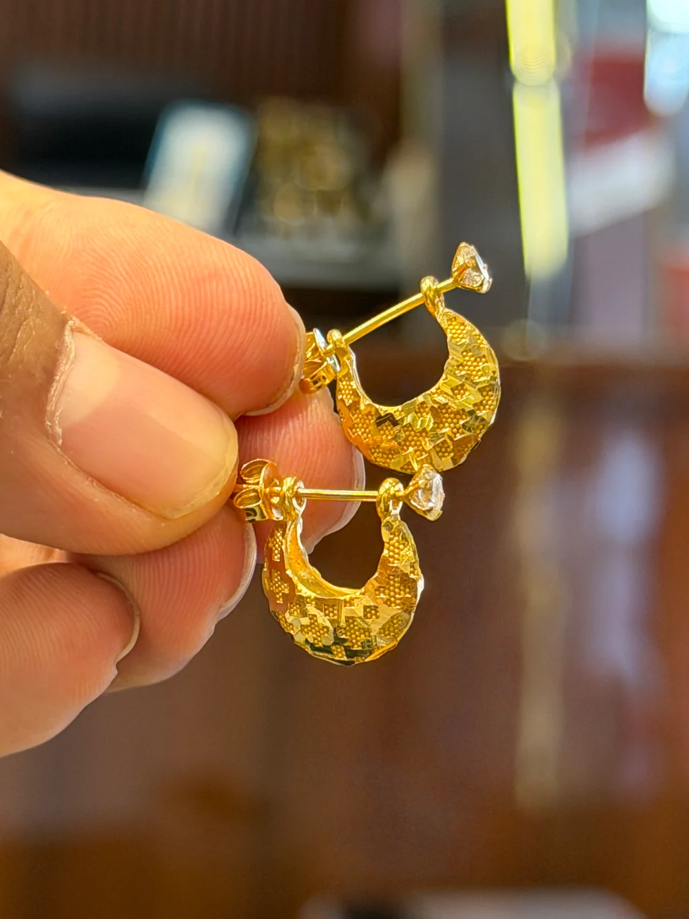 2Pcs (1 Pair / Jodi)D-109 Gold Plated Earrings for Women & Men | Unisex Elegant Lightweight Party Wear Jewelry