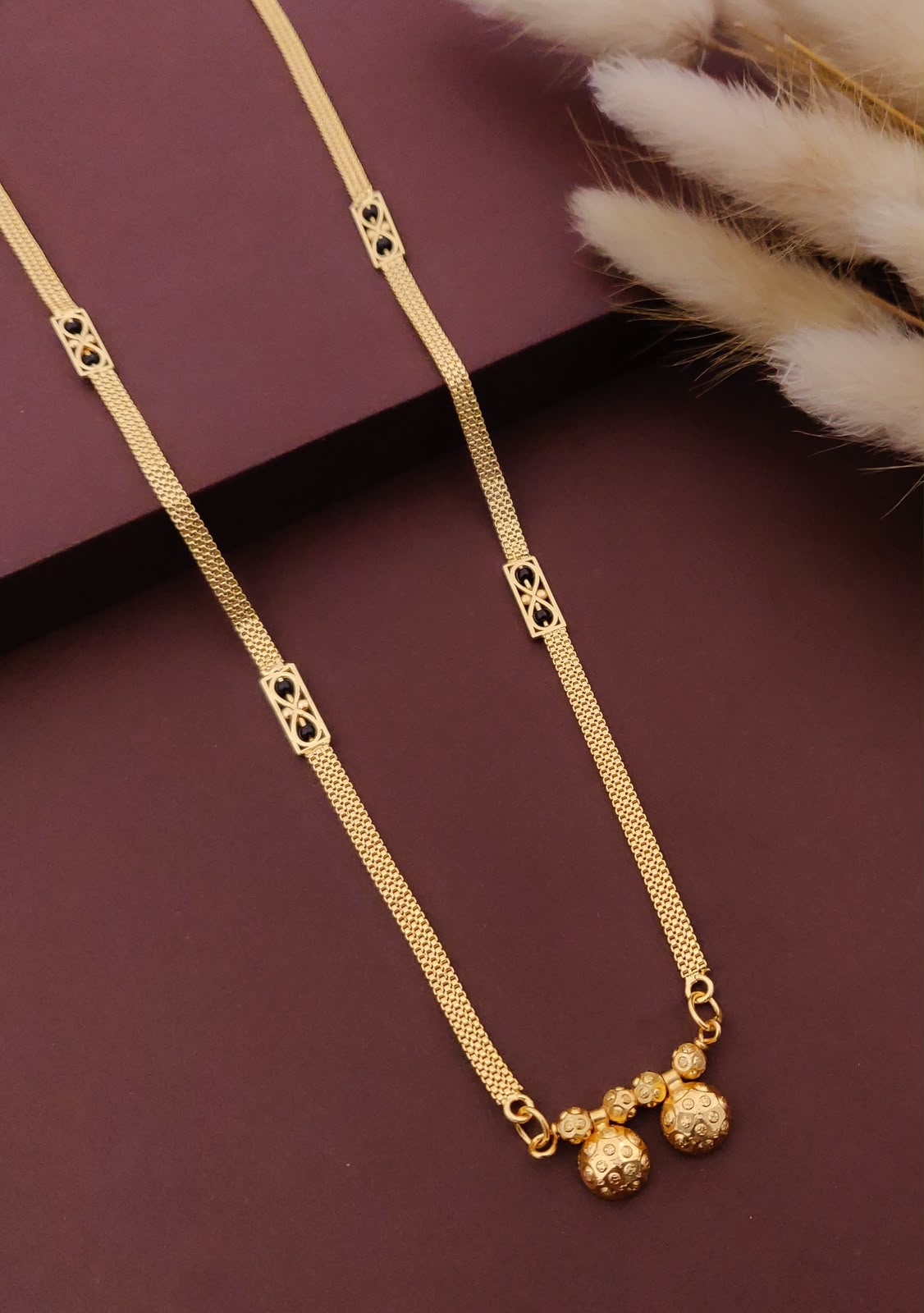 18 Inch Short Mangalsutra for Women | Gold Plated Mangalsutra with Black Beads & Double Pendant | Daily Wear Mangalsutra – VIHAL ORNAMENTS