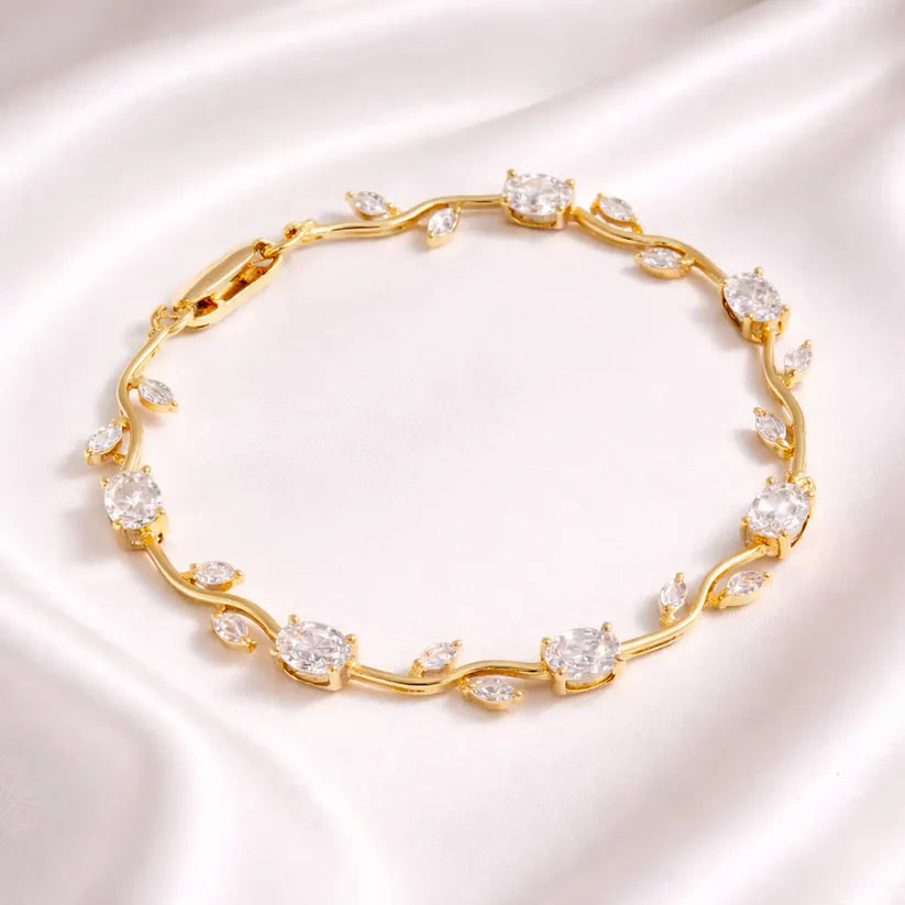 Princess Aura White Tulip Bracelet