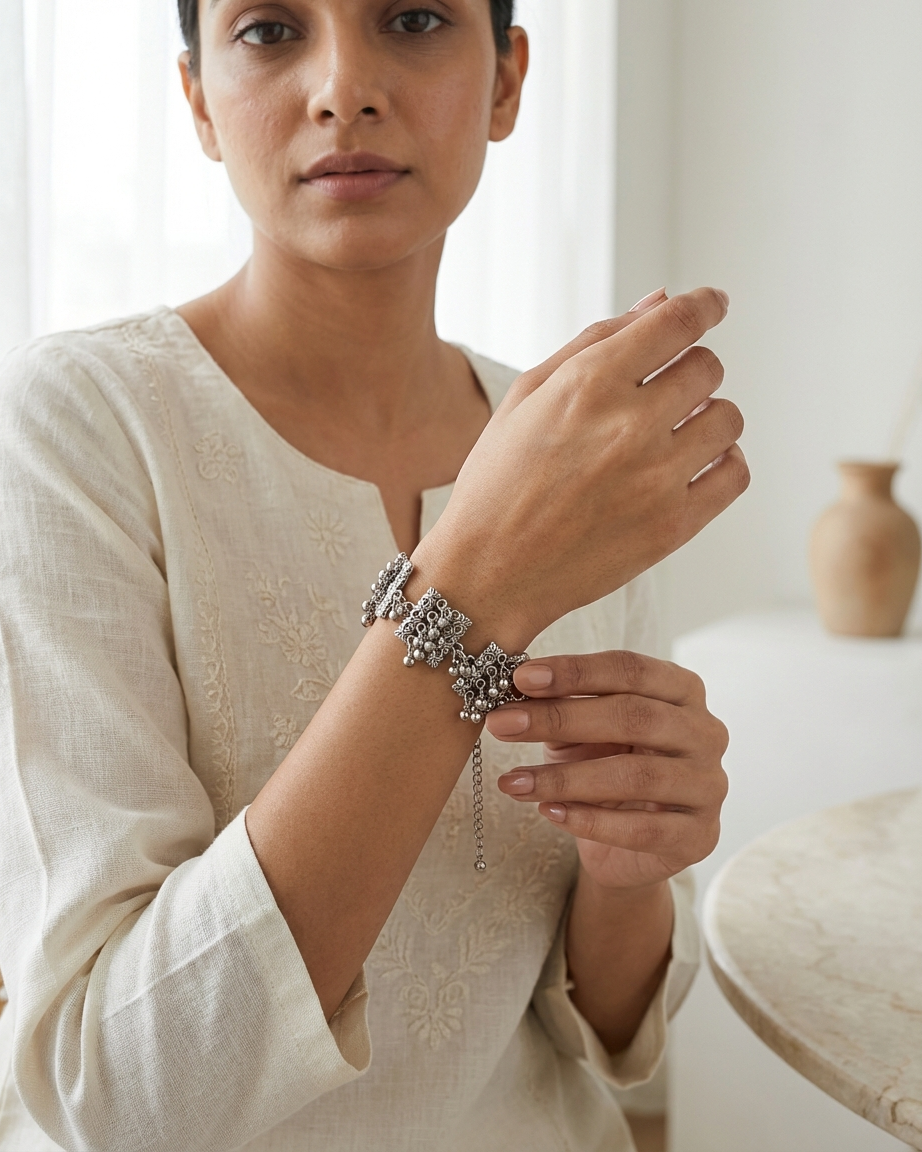 Oxidized Silver-Plated Ethnic Floral Link Bracelet with Ghungroo Charms