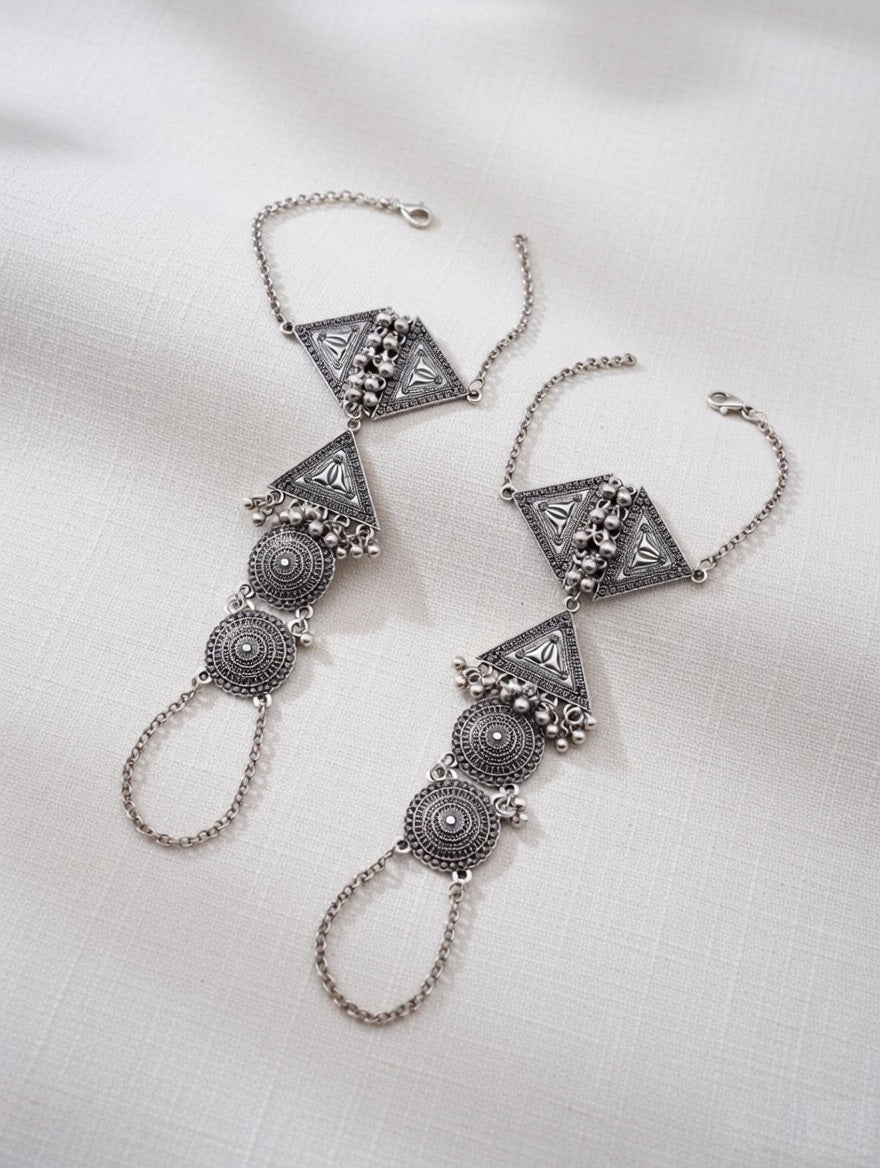 Oxidized Silver-Plated Tribal Geometric Haath Phool Set