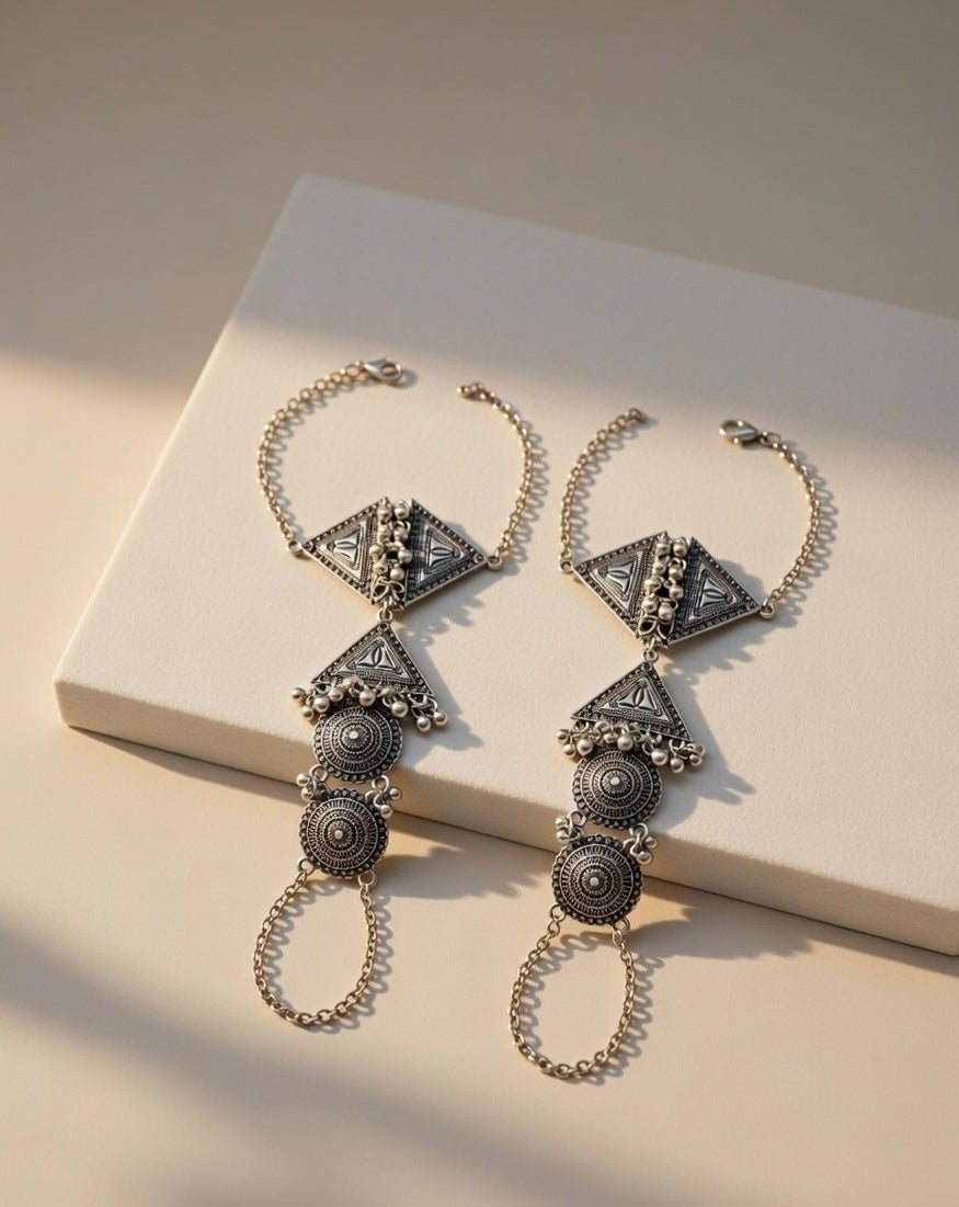 Oxidized Silver-Plated Tribal Geometric Haath Phool Set
