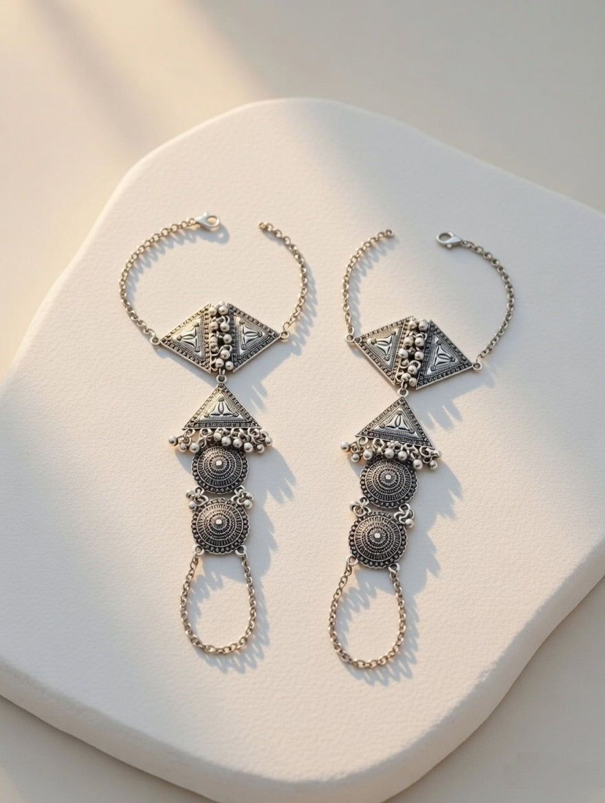 Oxidized Silver-Plated Tribal Geometric Haath Phool Set