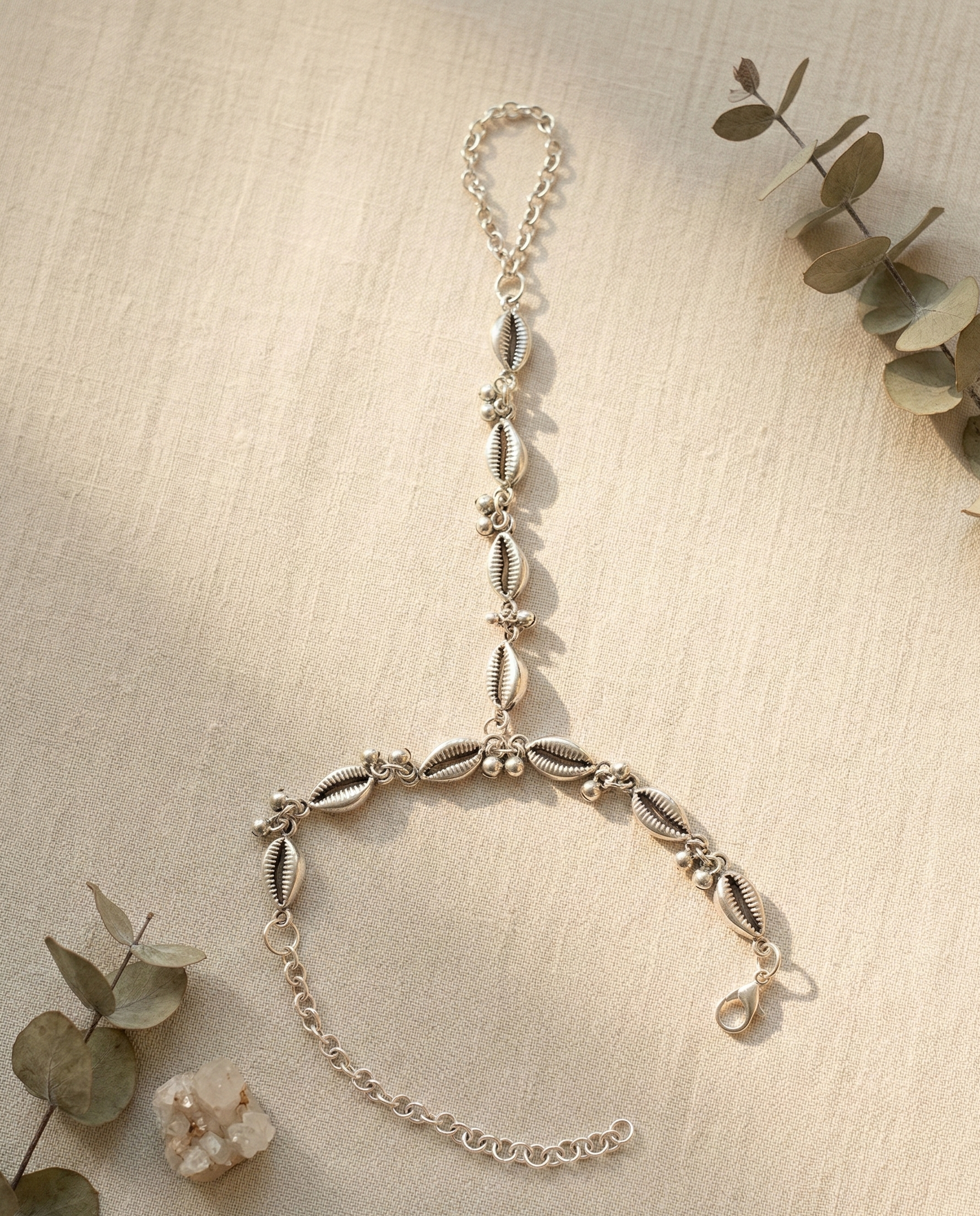 Silver Oxidised Cowrie Shell Hand Harness (Hathphool) with Ghungroo Accents [1 Piece]