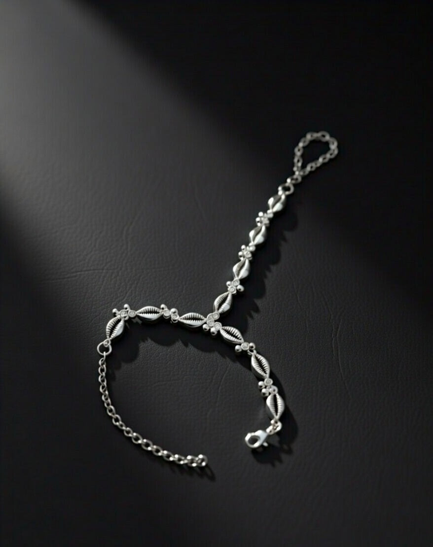 Silver Oxidised Cowrie Shell Hand Harness (Hathphool) with Ghungroo Accents [1 Piece]