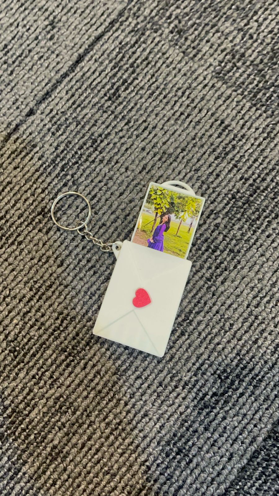 Personalized Love Letter Envelope Photo Keychain | Custom Picture Pull-Out Keyring with Red Heart Seal | Unique Keepsake Gift for Couples, Friends & Family