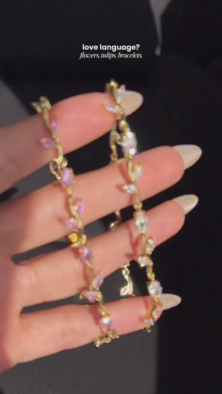 Princess Aura White Tulip Bracelet